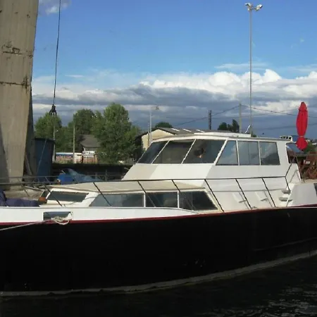 Le Bateau Ivre Bateau-hôtel Bordeaux