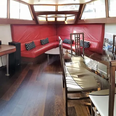 Le Bateau Ivre Bateau-hôtel Bordeaux